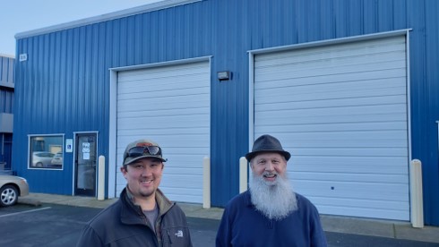 PEPipeAlliance's tweet photo. Congratulations to R&amp;L Mfg, purveyors of the finest bead removal tools in the business, on their new facility in Vancouver WA state. The Salsberry brothers, Randle and Sean drive innovation in interior and exterior #HDPE bead removal, making all of our jobs easier. #muncipalpoly https://t.co/512KYoXoc7