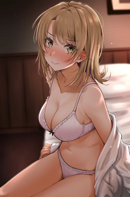 昨年はこんな感じのイラストを何枚か投稿しました。今年の目標は俺ガイルの同人誌を1冊出すことです(言うだけタダ) 