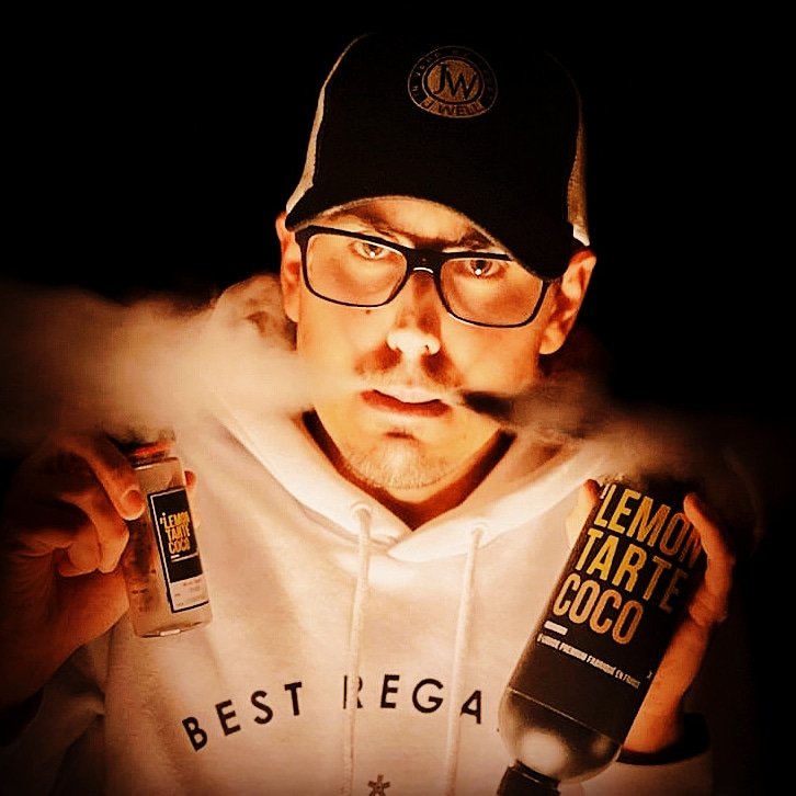 jwell69340's tweet photo. Lemon Tarte Coco - Remix Jet

Réveillez vos papilles avec ce classique de la pâtisserie française.

#jeudiphoto #Carrefour #remixjuices #remixjet #jwell #vaping #vape #vapelife #vapeshop #vapejuice https://t.co/0fK8NYBYuF