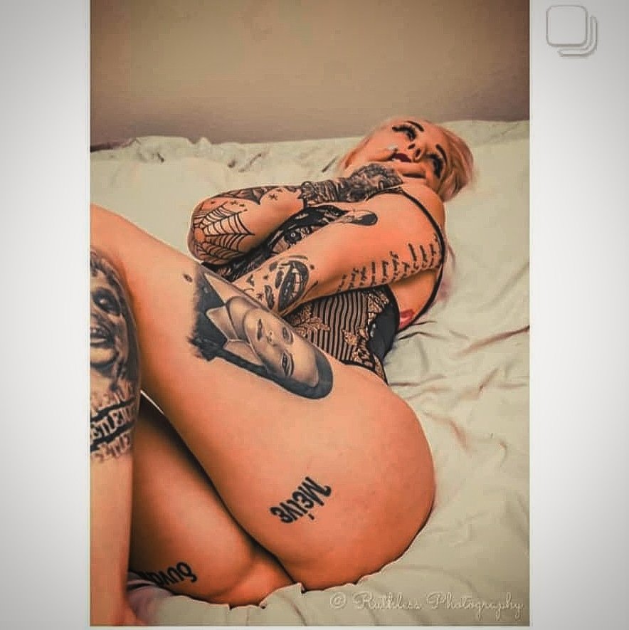 SugaInked's tweet photo. #subscribe #linkinbio #linkinmybio #cashapp #buyingcontent #babygirl #spoilme #lingeriemodel #inkedmodel #img1kplus 

⬇⬇⬇⬇⬇⬇⬇🖤🖤🖤👅💦🚿🤑🔥
https://t.co/xpRKJ4yjkf https://t.co/HcWbLXELze