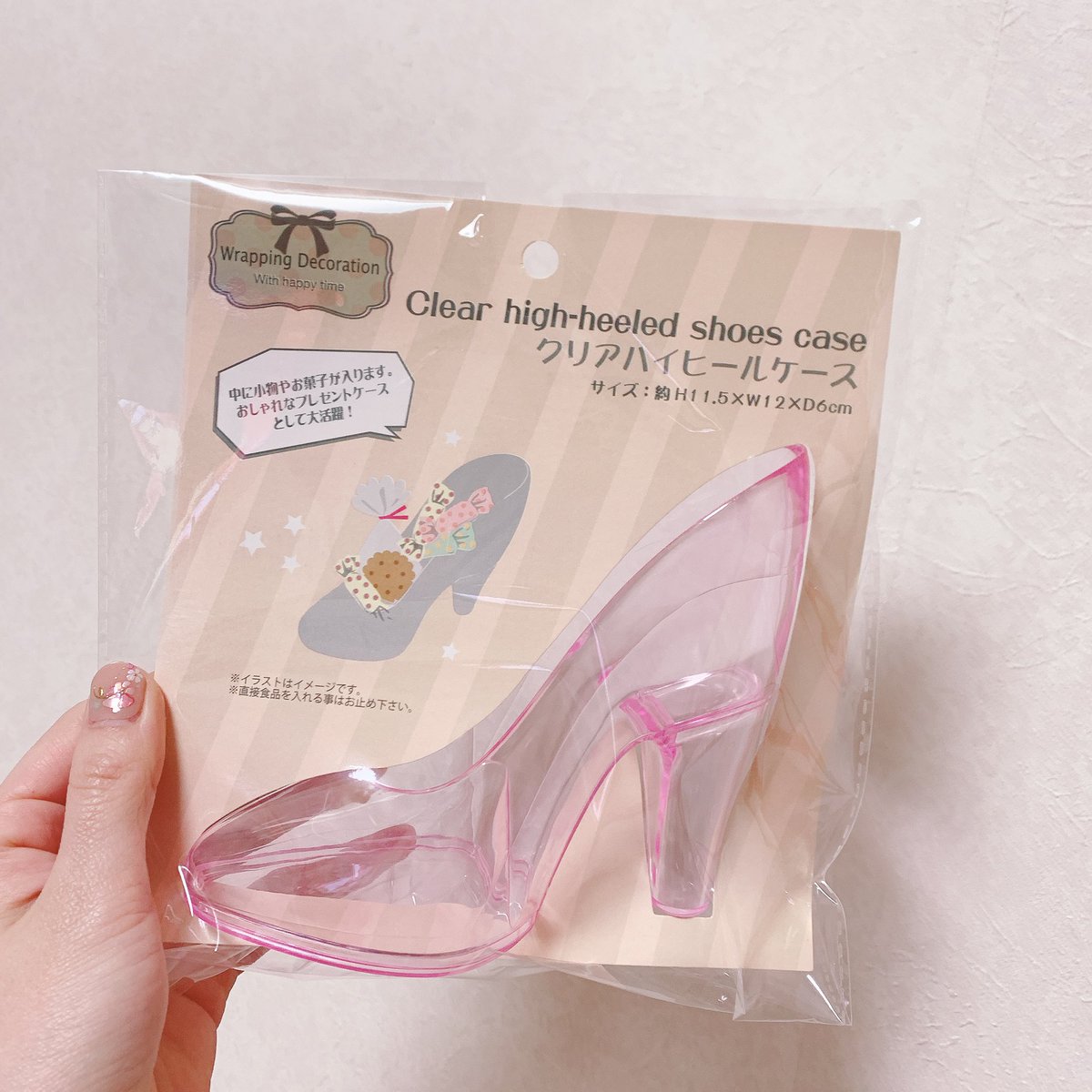 美月 9 19 Vivid Box セリアで買ったクリアハイヒールケースに 琴歌ちゃんの髪色のリボンをつけて 中にお花を入れて 琴歌ちゃんを乗せr あらやだ可愛いヤダァーーーーーーーｯｯｯ