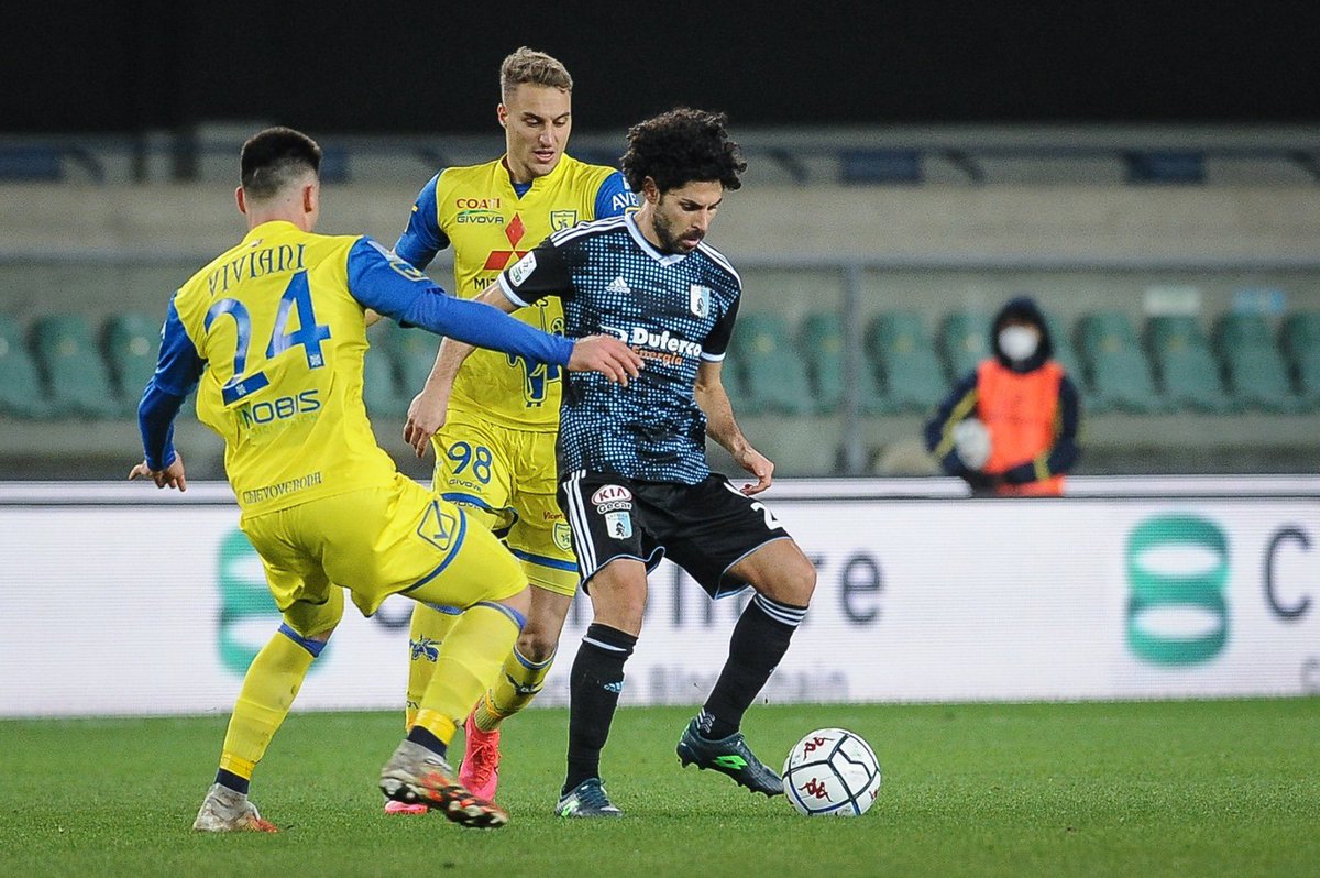 V_Entella's tweet photo. ⚪️🔵 📸 #CHIENT
#UnaSolaSquadra.@Lega_B https://t.co/LezUBNelEh
