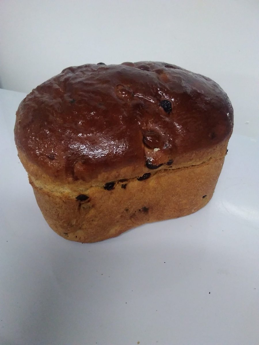 TheWarmley's tweet photo. Well it's a soggy morning in #Warmley but we're here and open with fresh bread, cakes & many many pastries so who's swinging by this morning? Our #Realbreads of the day today are our Spiced Fruit Loaf & our Honey Roasted Parsnip and Thyme #Sourdough Loaf 😁 #Bristol #Bath #bakery https://t.co/1TK1l64IYO