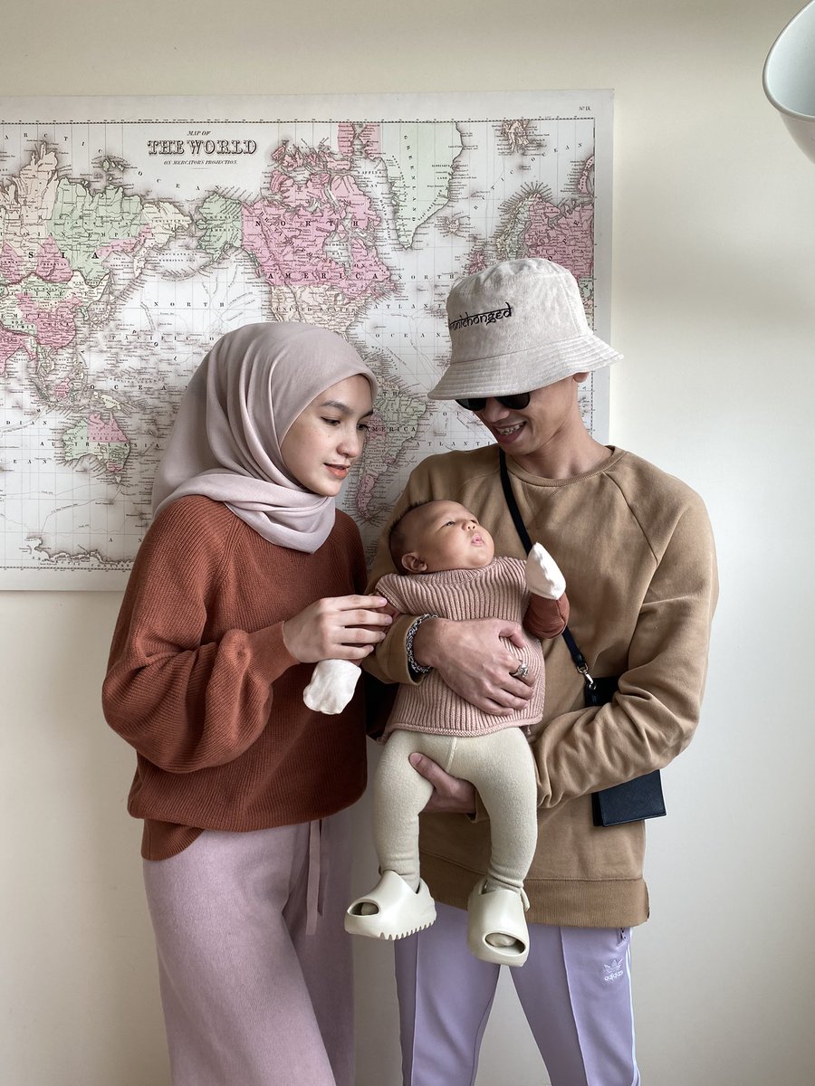 manusiaskinny's tweet photo. Ini nama dia rezeki PKP 💞.
#pkp #pkp2 

            PKP 1.0                              PKP 2.0 https://t.co/qPNtU4Rop3