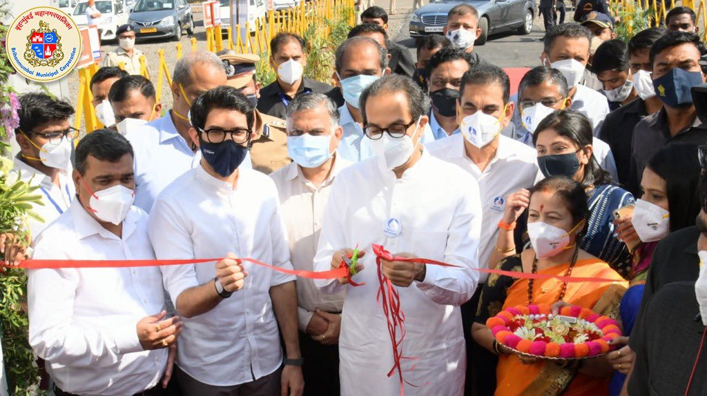 mybmc's tweet photo. Also present were Cabinet Minister @AUThackeray, @mayor_mumbai Kishori Kishor Pednekar, Dy. Mayor @AdvSuhasWadkar, MLA @zeeshan_iyc, Maharashtra Chief Sec Sanjay Kumar, Maharashtra Sec Gen Pradip Vyas, BMC Comm @IqbalSinghChah2, Addl Comm Suresh Kakani, Dy Comm Devidas Kshirsagar https://t.co/IdEn4zbiOQ