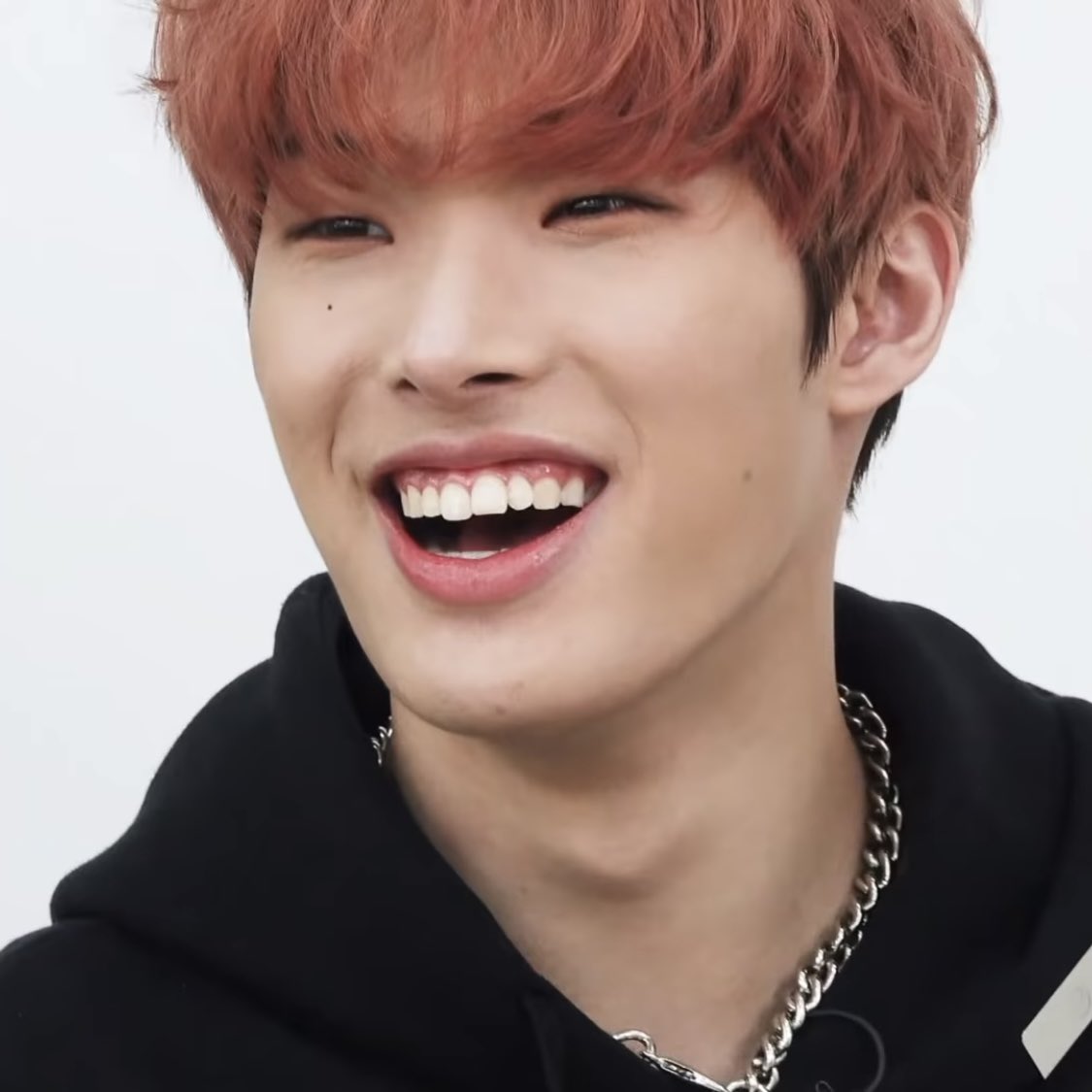 ateezfolderr's tweet photo. " i'll be the person that you can find your comfort from, therefore i hope you can rely on me " - mingi (fansign) https://t.co/mKSbcd6b7b