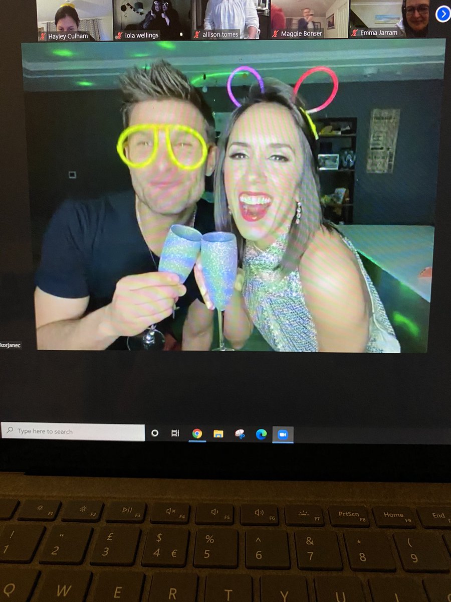 HayleyCulham's tweet photo. Thanks so much @JManrara and @AljazSkorjanec for a really fun evening. Great that I can Salsa like a pro now too... #danceclass #StrictlyPros #dancingathome #goodforthesoul #smiling #mentalhealth #physicalhealth #keepdancing https://t.co/YYSJg6jfEN
