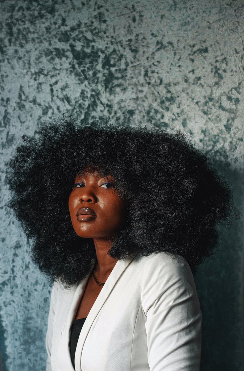 RhodaOlu's tweet photo. Because Afro Hair is professional.

My new @LinkedIn profile picture. 

My businesses: 
https://t.co/VGZLrTE6JC
https://t.co/LwI0iTFHdc 
https://t.co/cXCTRQ73sX https://t.co/W2S57d8b7a