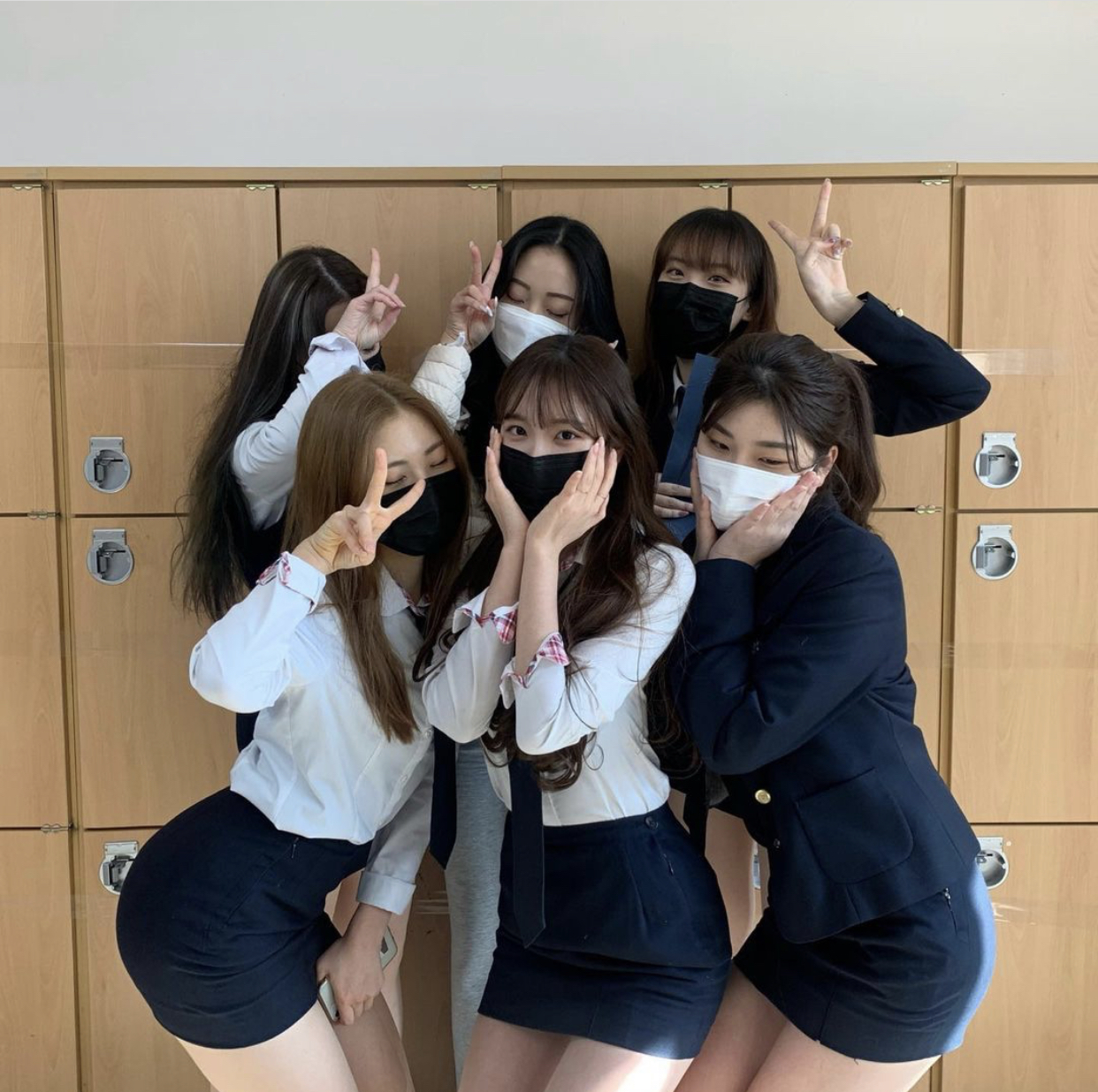 Sapiちゃん 韓国jkかわいい制服かわいい 韓国って身長高くて脚真っ直ぐな子多いよね T Co Ldi1akalpr Twitter