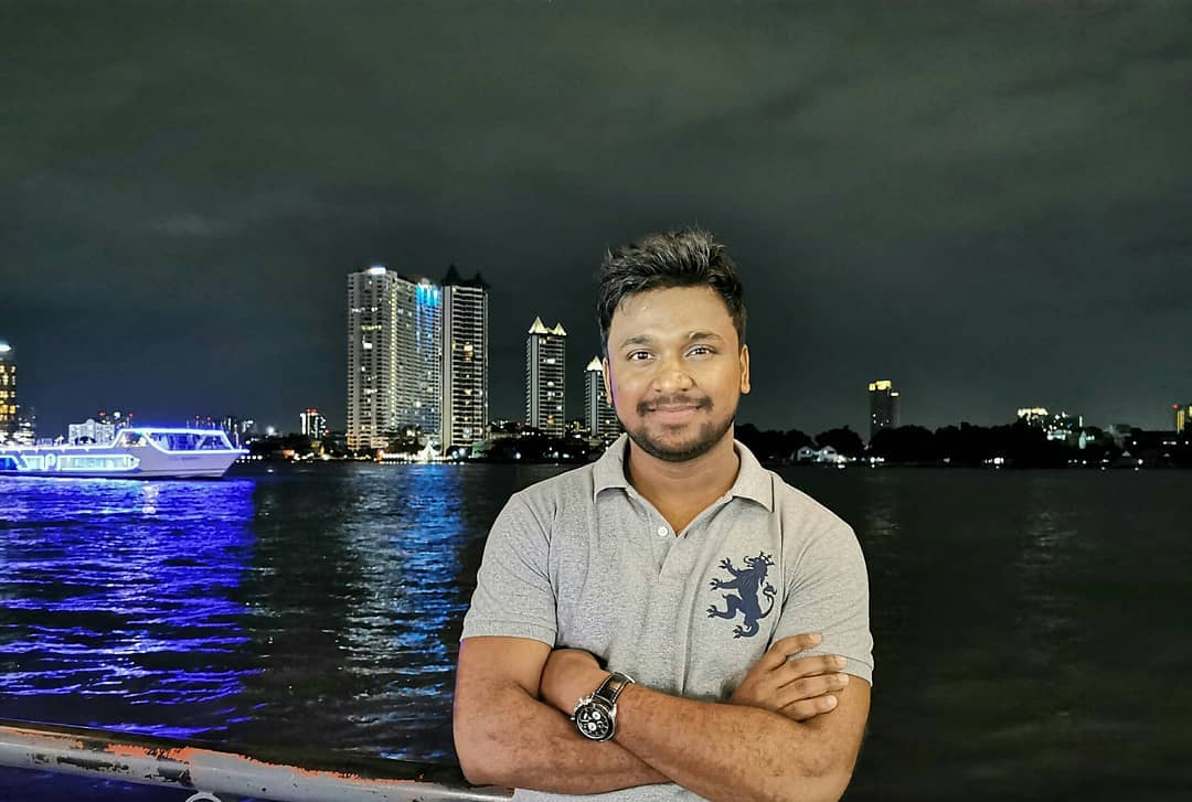 IamRakRam's tweet photo. At #Asiatique Riverside Thailand..Loved The Place ❤👌👌 

#AsiatiqueRiverside #Bangkok #RakRam #Thailand https://t.co/ZZma1KsKPc