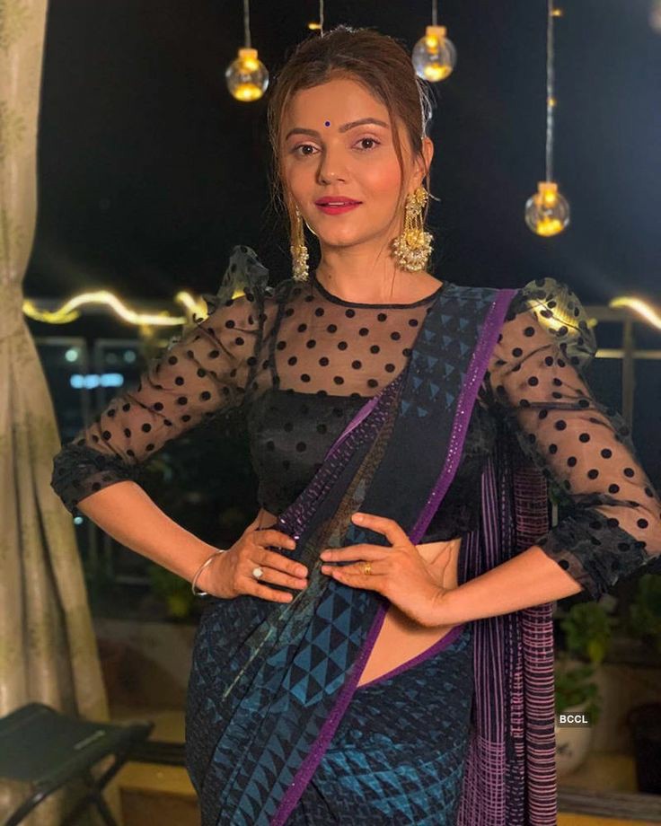 KrishnaGlory's tweet photo. Rubina never play any card nor make unnecessary issues on something which is not done intentionally, instead of her any other contestant must have made a big issue bt she don't
Hats off to her patience level for maturely handling the situation.

NATION LOVES RUBINA https://t.co/R5oIooV5e3