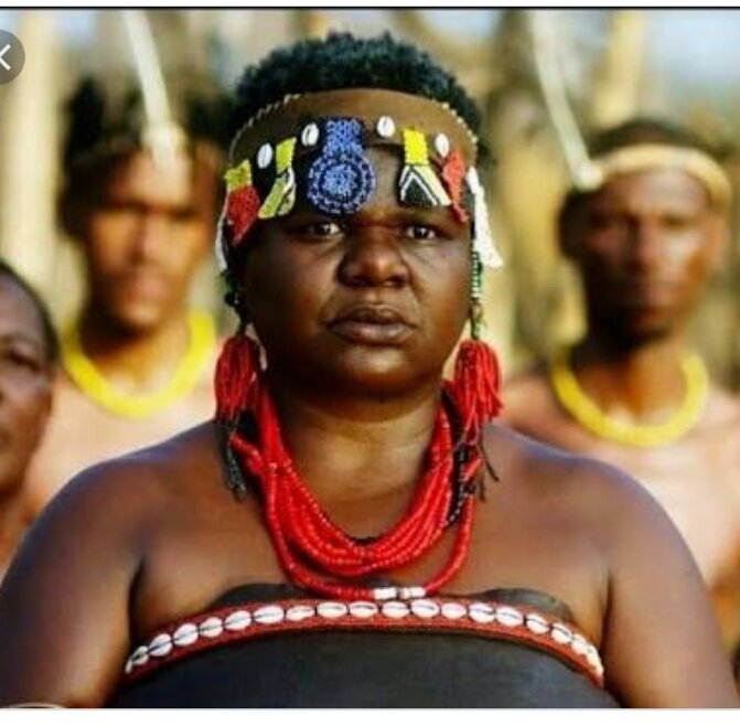 RastaArtist's tweet photo. A start has fallen. The entertainment your brought and talents will forever live in our memory. 

#RIPLindiweNdlovu https://t.co/RiH8XvGfPe