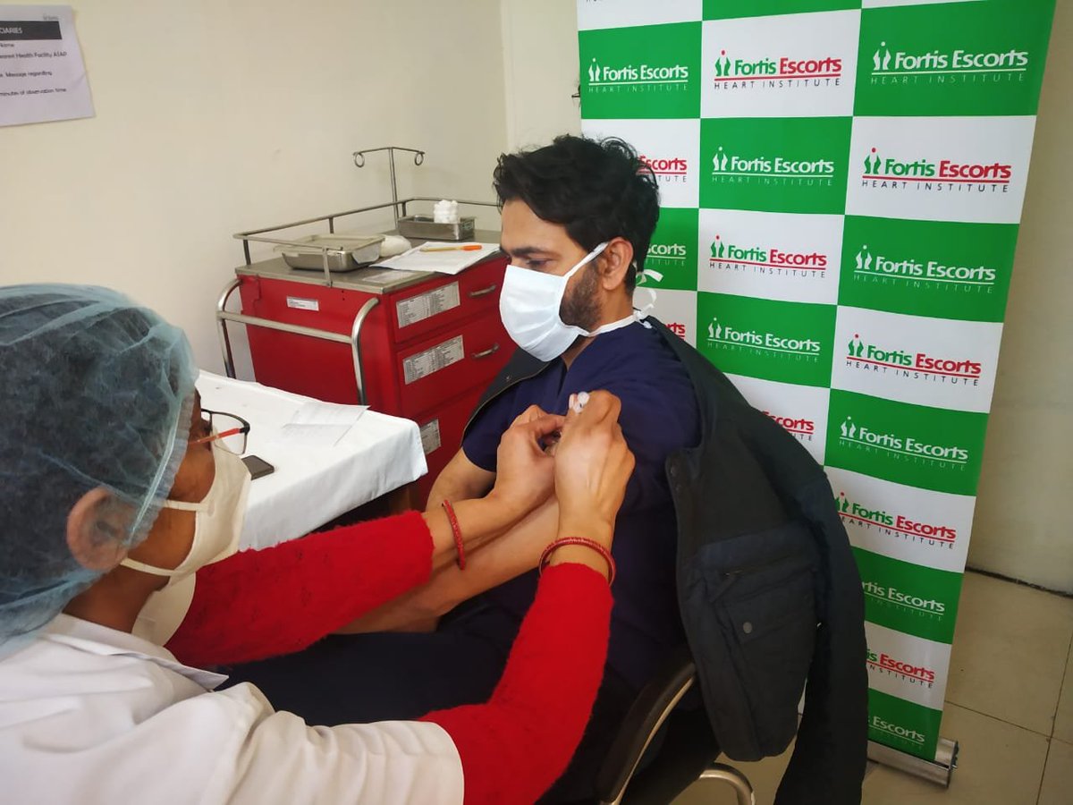 nathealthindia's tweet photo. Hospitals🏥 are all #SafeAndReady with the first phase of #VaccinationDrive. India aims to vaccinate around 3cr people &amp; the private sector is all set to support the govt wholeheartedly in achieving this goal. 
Together let’s #WinWithVaccine. https://t.co/k7ICuAL5gy