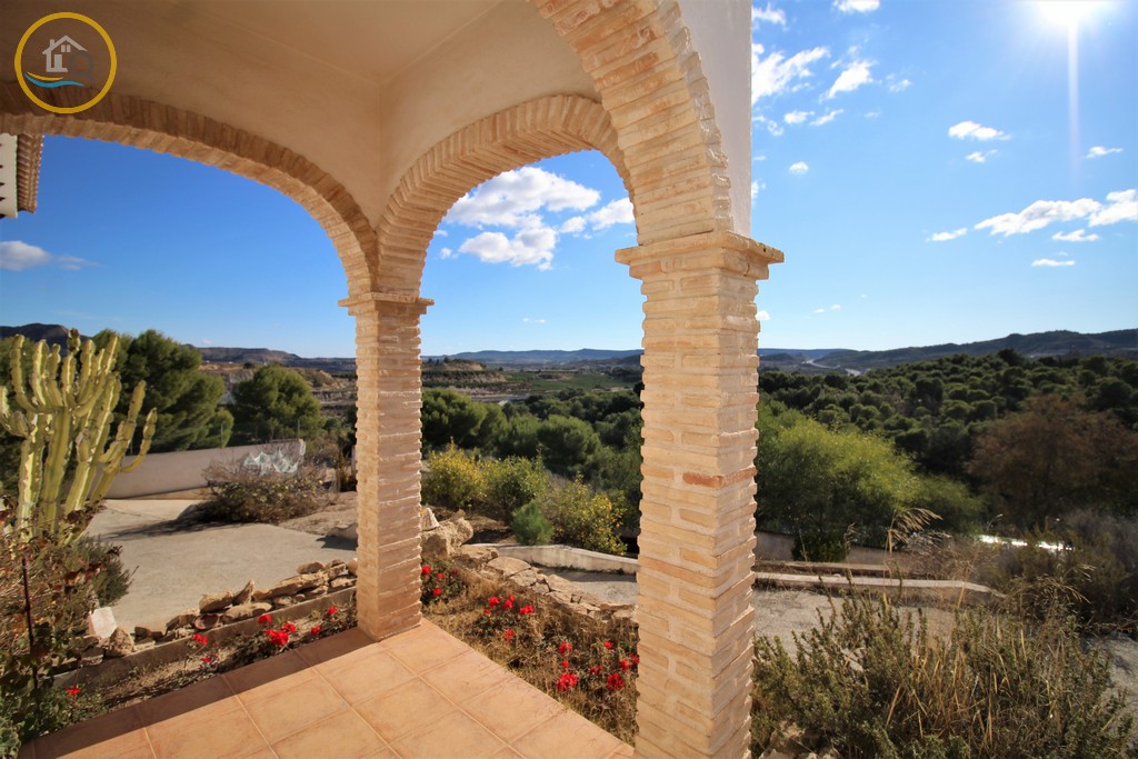FindersSpanish's tweet photo. ✨📣🏞 Panoramic Views – 169,950€ 🏞📣✨ Ref. LCF007 – Cañada San Pedro (Murcia) - Detached Villa – 2,026m² Plot - 131m² Build - 2 Beds - 1 Baths 
🎥VIDEO TOUR: https://t.co/o9ZHDMjA0o
🏠More Details: https://t.co/pwbhvID3ie 
✉️ info@spanishhomefinders.com https://t.co/Ng7ux74Mxg