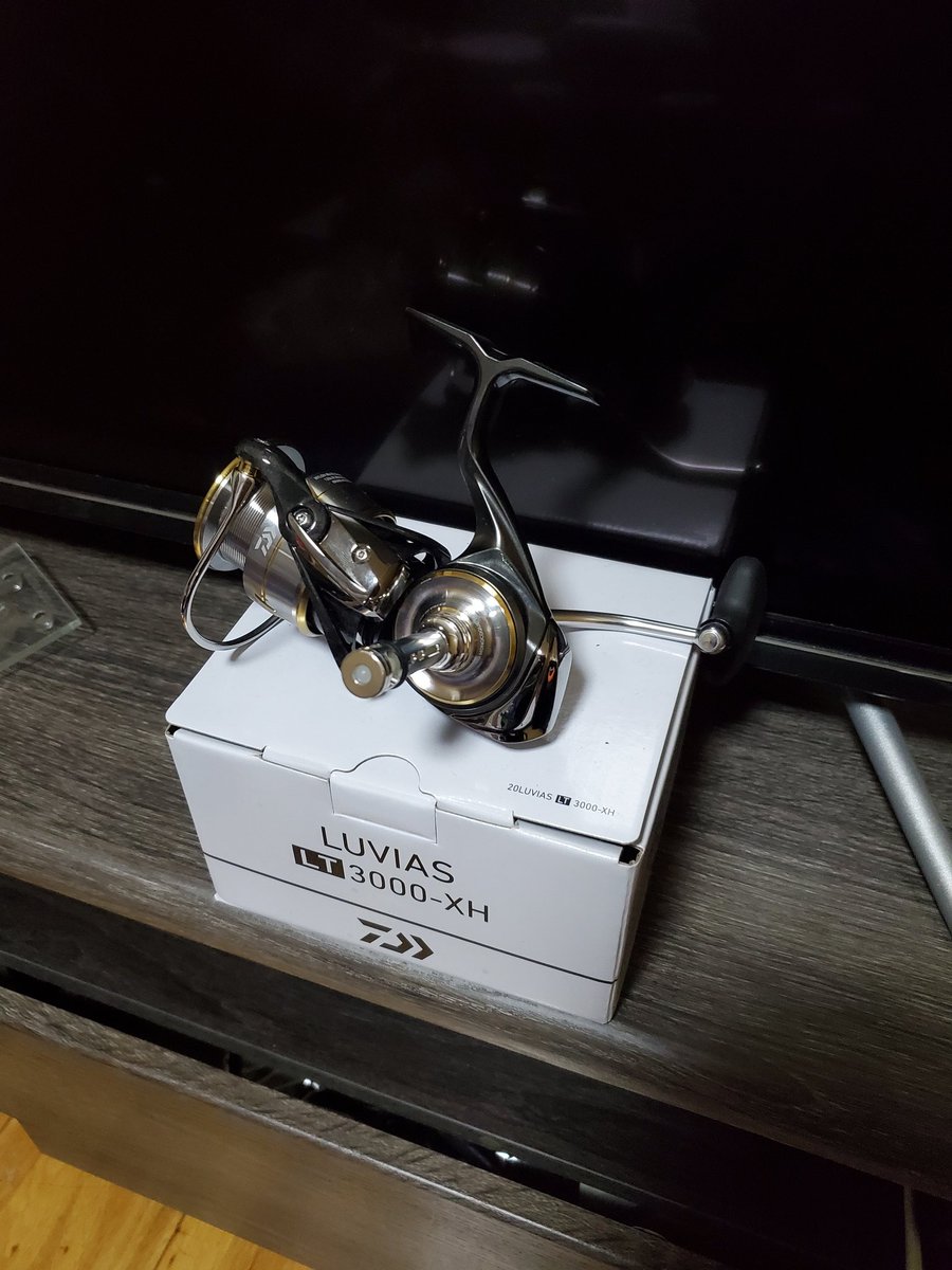 oyakata0911's tweet photo. シーズンに向けて調達完了! 小さめのナイフ2回無くしたから大きめのでサビナイフ買ってみた! ロッドは折れて不注意で折れてしまったのでまた同じラブラックスags リールは20ルビアス3000xh! 使うのが楽しみ! #ダイワ #20ルビアス #サビナイフ #gsakai https://t.co/y1hgyQGfjv
