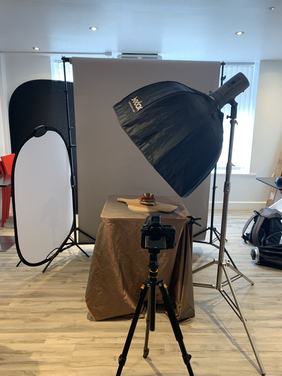 EssodPhoto's tweet image. How it started vs how it finished. Ngl, I’ve been doing this a while but it still surprises me how different things always look by the time I’m done with post production.