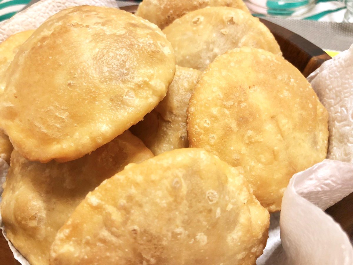 elazfoodchannel's tweet photo. #homemade #vegetarian
#multigrainflour #dough #lentils #stuffing
KHASTA KACHORI https://t.co/tnR0v6j3zq