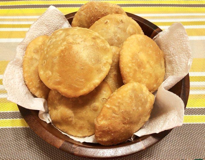 elazfoodchannel's tweet photo. #homemade #vegetarian
#multigrainflour #dough #lentils #stuffing
KHASTA KACHORI https://t.co/tnR0v6j3zq