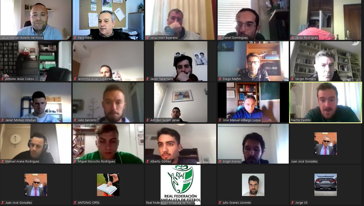 pacodealba9's tweet photo. 🔝Magistral el maestro @JesusBotelloAD en el curso #DireccionYScoutingDeportivo en @cedifa @RFAF 
Cuanto cunde y que corta se hace una mañana de aprendizaje con este gran profesional 📝💪🏼⚽️

#AnalistaDeCaptacion #AnalistaFormacion #AnalistaDeportivo 
#Dysd #Scouting https://t.co/EpbpKQPNV8