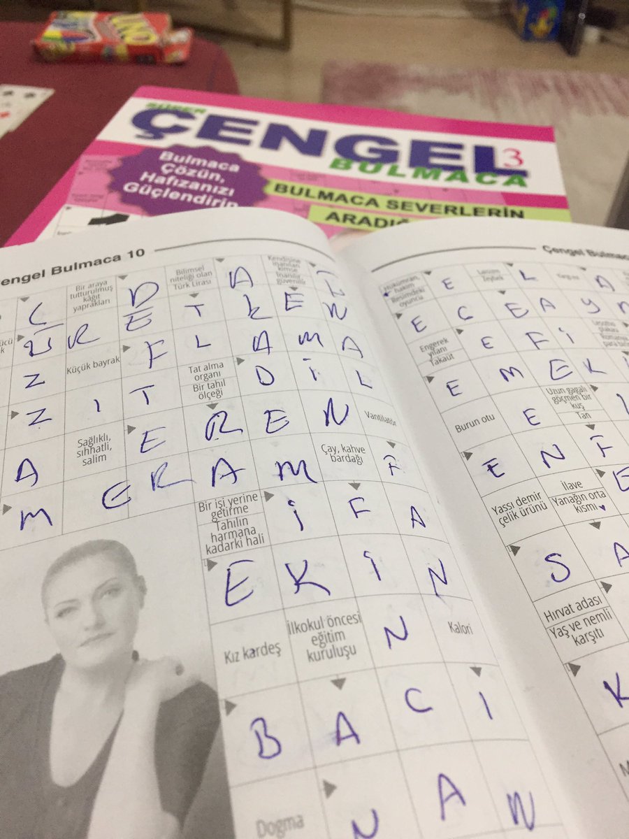 tuttianna's tweet photo. Yaşlılık alametleri devam ediyor. 🤓 https://t.co/7SDcKwdC2h