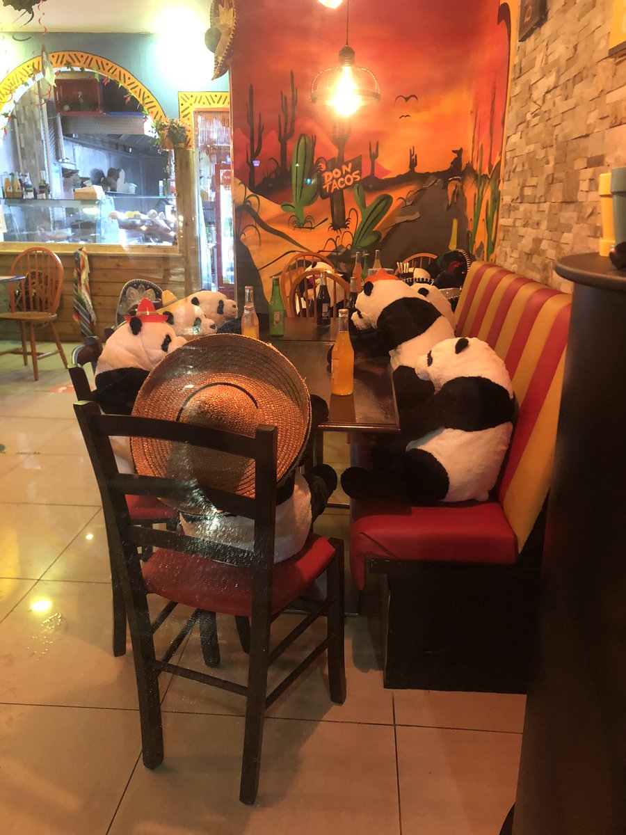 HannahAlOthman's tweet image. I walked past this Mexican restaurant in Manchester the other day, and I will be going back the second it reopens: