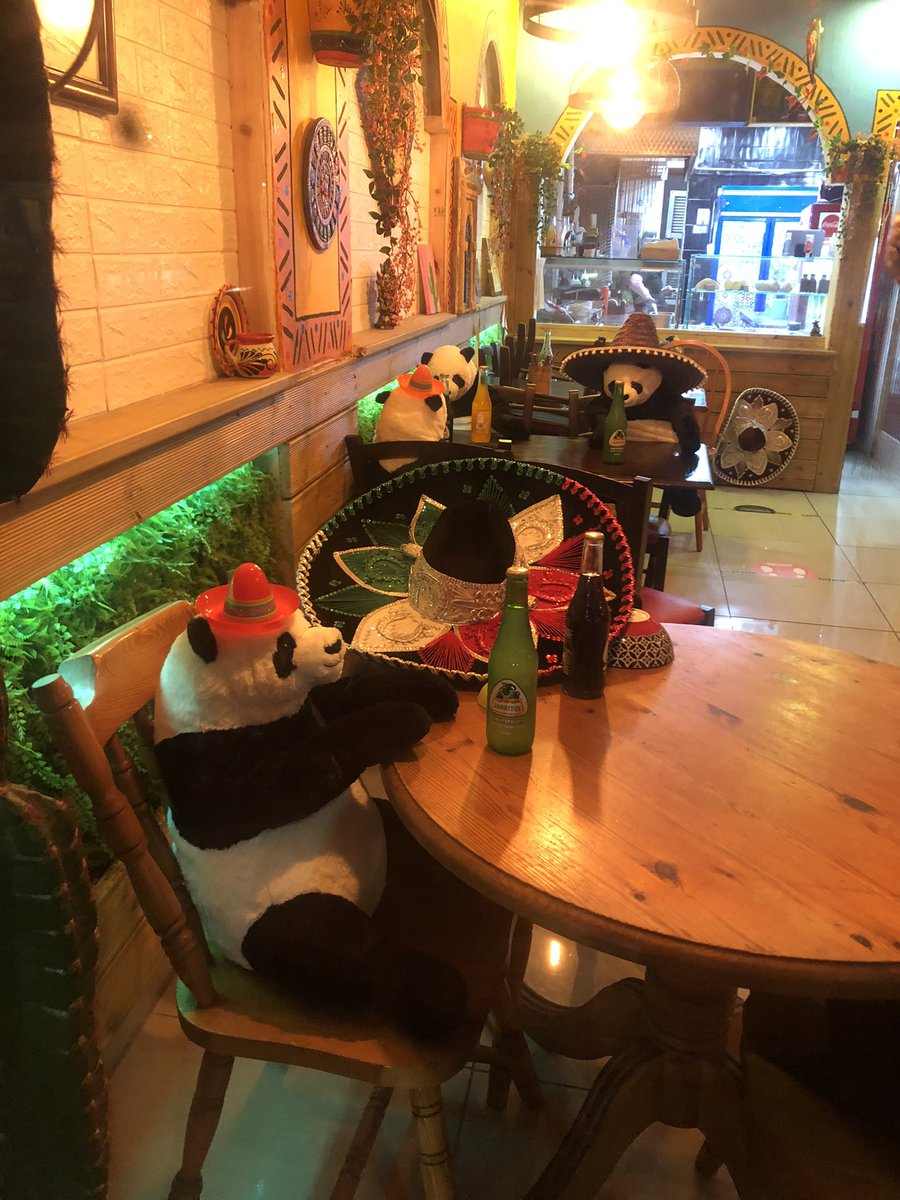 HannahAlOthman's tweet image. I walked past this Mexican restaurant in Manchester the other day, and I will be going back the second it reopens: