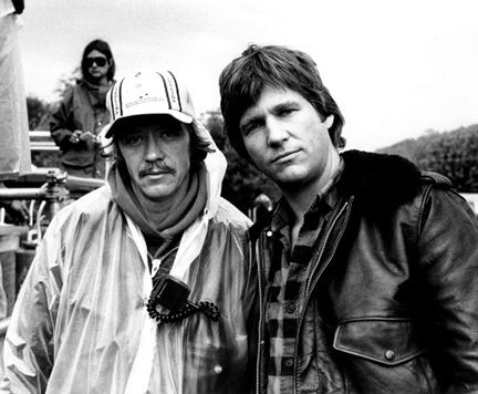 10Decade2's tweet photo. #LoMejorDeLos80 #BestOf80s #JohnCarpenter https://t.co/Xq1rq5gzJo