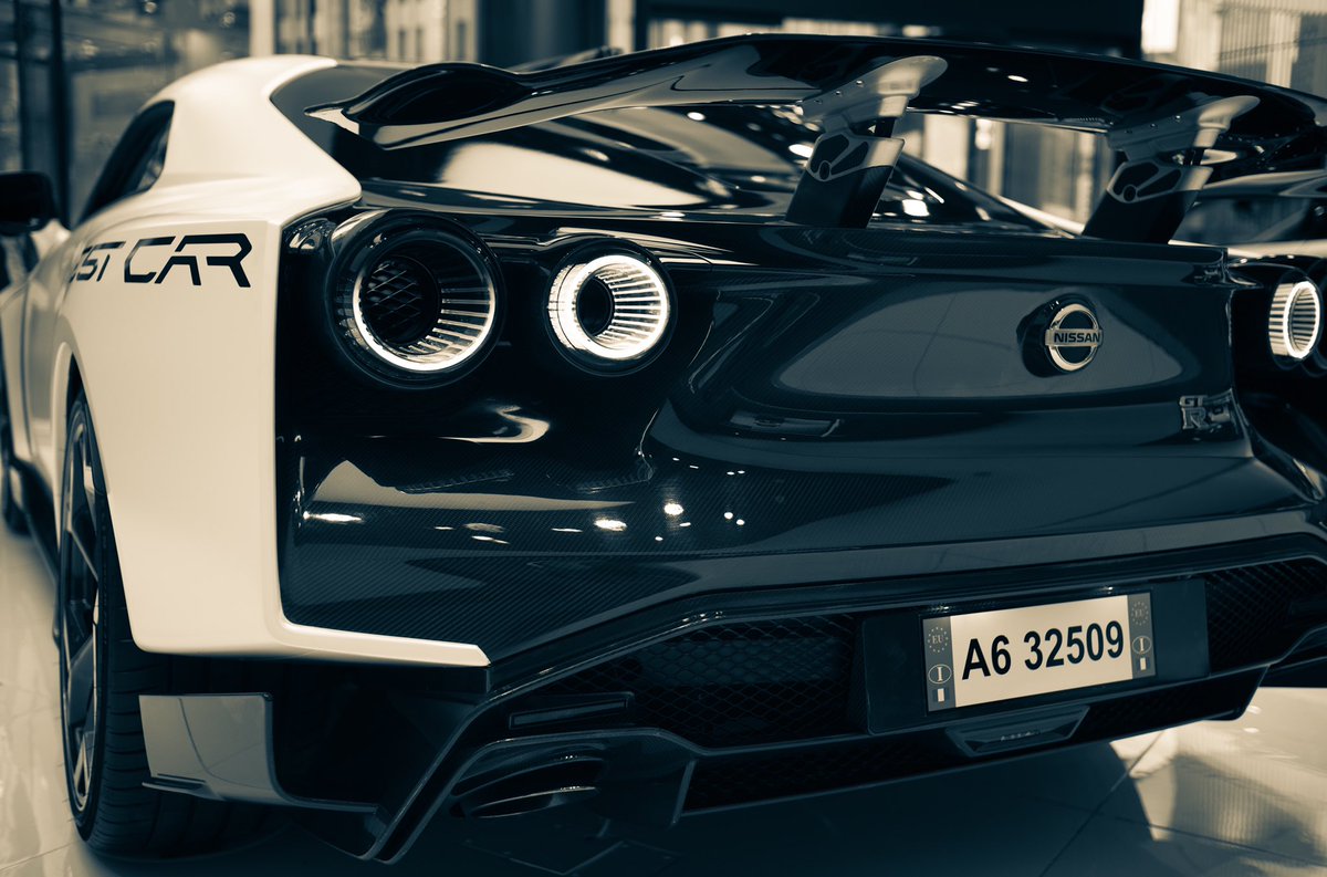 Overslept321's tweet image. GTRカッケェ！中見てみたかったけど、休み時間終了につき外観のみ。

#nissan #gtr50 #testcar #italdesign