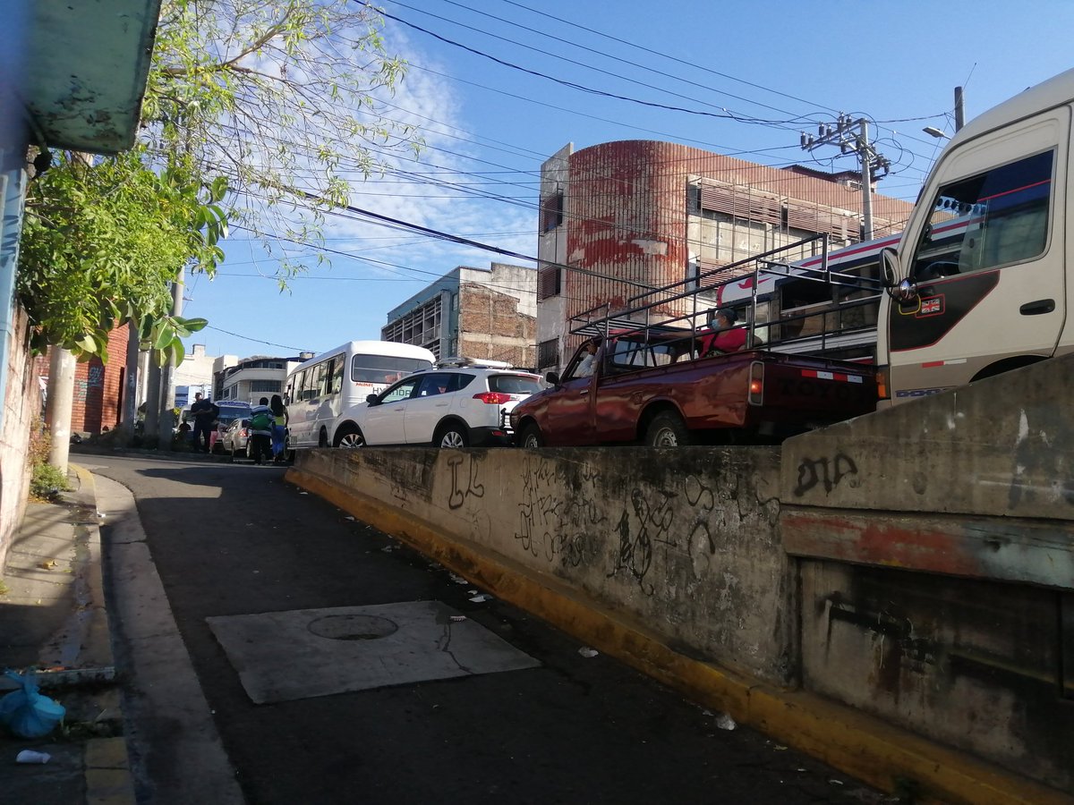fridgui's tweet image. Así luce el centro desde tempranas horas como no abranas contajios