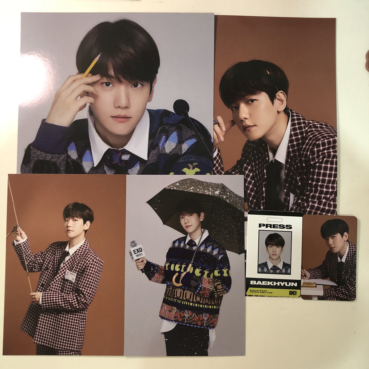 mini__universe's tweet photo. WTS / LFB / ONHAND PH

Exo 2021 Seasons Greetings 
Member Sets [A4 Posters + Postcards + Press Pass + ktown4u POB] 
💵400php each + LSF
AVAILABLE:
#Baekhyun #Kai #Chen

✅ Shopee checkout available

dm to buy ^^ https://t.co/isJr9Yf6PA