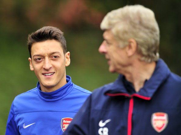 Gooners_Report's tweet photo. He will always be an Arsene Wenger's man.

Forever and ever! ❤ https://t.co/HOdy25u4UA