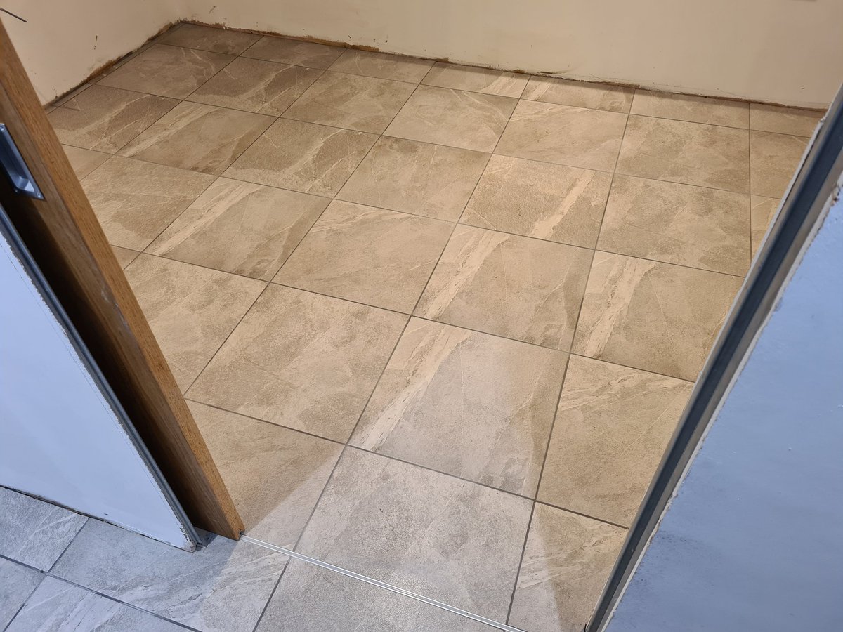 TJF Tiling (@tjftiling) on Twitter photo 