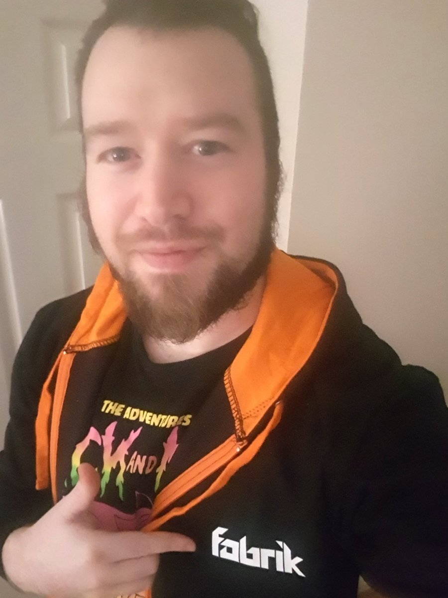 KoreRupt's tweet photo. What's the best studio I've worked for? that's right!
#Fabrik #HoodieGift #LovewhereIwork
Coincides too coincidentally with me passing my 6 month probation here !! 🥳 Does not feel like 6 months.. grateful to all my colleagues too. https://t.co/IQlBhTbncC