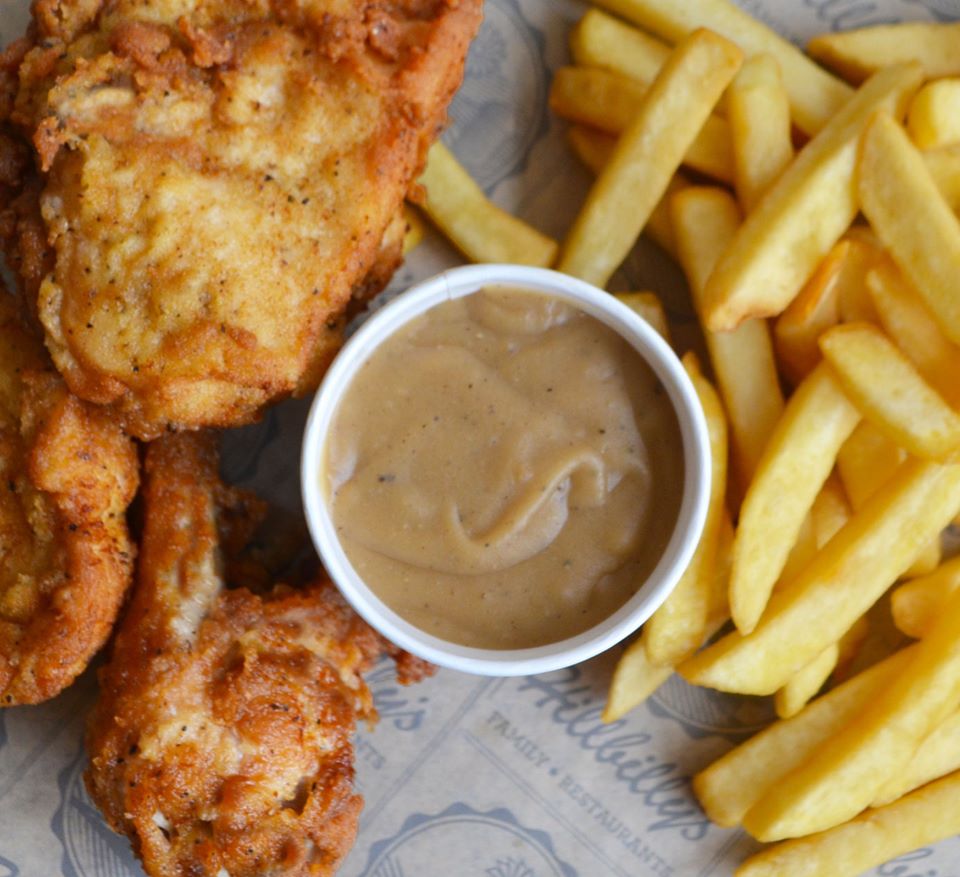 Don't forget you can order online or through our app and then pick up in store 😊
.
.
.
.
.
#hillbillys #chicken #corkfood #dublinfood #clickandcollect #friedchicken #chickentenders #gravy #takeaway #eatlocal #supportlocal #shoplocal #chickenburger