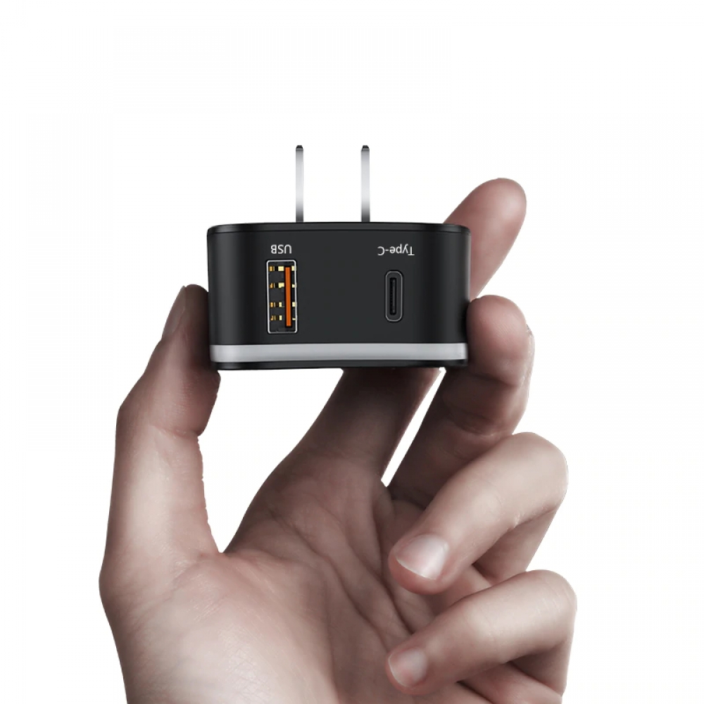 DTechnically's tweet photo. Universal Plug with USB and Type C Ports  #protection #tablet https://t.co/wL78QHBI8O https://t.co/ONTp649VLa