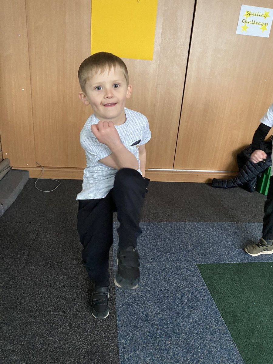 rquellinsclass's tweet photo. Year 1 are really enjoying our PE session from St Bernadette’s very own Joe Wicks, Coach Scott! Mr Davies is posting amazing activities to keep us active on Class Dojo that you can do at home too! Anyone else got sore legs today Year 1?! 😆💪🏻 @StberniesPe https://t.co/PNbYmqADWt