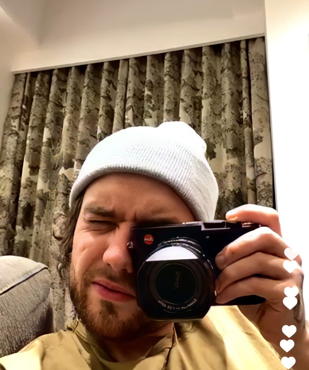 ~ Liam Payne and Zayn Malik as each other ~- A THREAD -