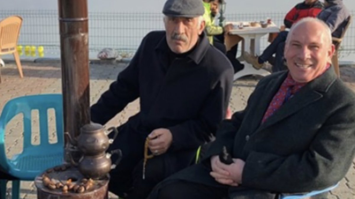 Bak Hele Bak Yusuf Konak Kahvaltı Sarayı (@bakhelebak) on Twitter photo “ÇAYIN HADDİ YOKTUR...
“1/ ÇAY BEYHUDE,
2/ ÇAY FAİDE,
3 / ÇAY KAİDE,
İÇ 4 ‘Ü
AT DERDİ,
MADEM ÇIKTIN 5’E
SÜRGİT 15’E ...✍️
(Güzel Van sözü)
🍃🍂🍃🍂🍃🍂🍃
<a href="/serdarorhun1/">serdar orhun</a> <a href="/ataaltay065/">ataaltay</a>
<a href="/FarizGl/">Fariz Gül</a> <a href="/ozturkdolayi/">Van Kardeşler Çay Evi Dolayı USTA</a> <a href="/albaymustafa065/">𝕸𝖚𝖘𝖙𝖆𝖋𝖆 𝕭𝖎𝖓𝖌ö𝖑</a> <a href="/KoNaK_BeY/">İbrahim KonaK</a> #van #kahvaltısı #güzel #bakhelebak “ÇAYIN HADDİ YOKTUR...
“1/ ÇAY BEYHUDE,
2/ ÇAY FAİDE,
3 / ÇAY KAİDE,
İÇ 4 ‘Ü
AT DERDİ,
MADEM ÇIKTIN 5’E
SÜRGİT 15’E ...✍️
(Güzel Van sözü)
🍃🍂🍃🍂🍃🍂🍃
<a href="/serdarorhun1/">serdar orhun</a> <a href="/ataaltay065/">ataaltay</a>
<a href="/FarizGl/">Fariz Gül</a> <a href="/ozturkdolayi/">Van Kardeşler Çay Evi Dolayı USTA</a> <a href="/albaymustafa065/">𝕸𝖚𝖘𝖙𝖆𝖋𝖆 𝕭𝖎𝖓𝖌ö𝖑</a> <a href="/KoNaK_BeY/">İbrahim KonaK</a> #van #kahvaltısı #güzel #bakhelebak