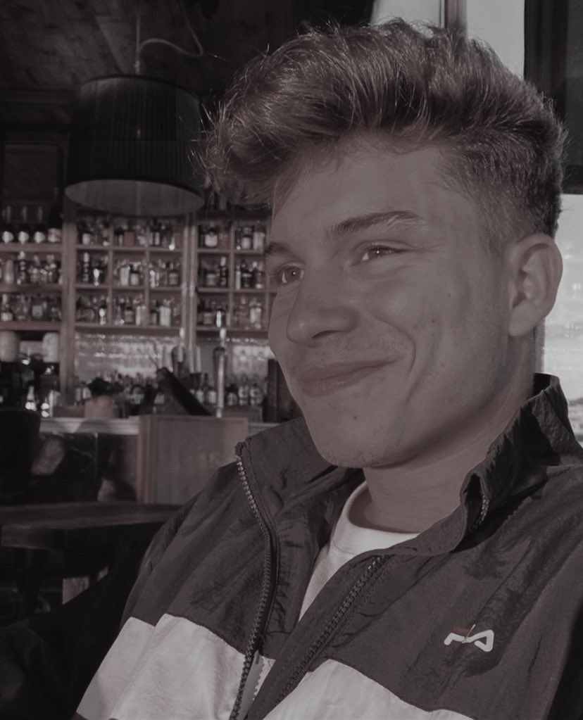 ­ ­­­ ­ ­­­­ ­­­ ­ ­­­ ­ ­­­­­­­­ 

­ ­­­ ­ ­­­ ­ ­­­­ ­­­ ­ ­­­ ­ ­­­­­­­­ ­ ­­­ ­ ­­­ ­ ­­­­ ­­­ ­­­­ ­ ­­­­­­­­ ­ ­­­ ­ ­­­ ­ ­­­­ ­­­ ­ ­­­ ­ ­­­­­ se me va la cabeza     
                                        contigo. ☙

­ ­­­­ ­