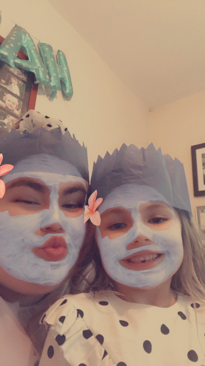 Molly Partington ❤️ tweet media