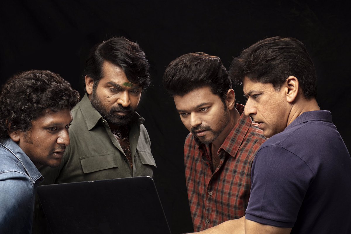 ErodeOTFC's tweet photo. #MasterFilm  Unseen still from Photoshoot ❤️ 

#MasterPongal #Master @actorvijay https://t.co/DguTmIiUZF