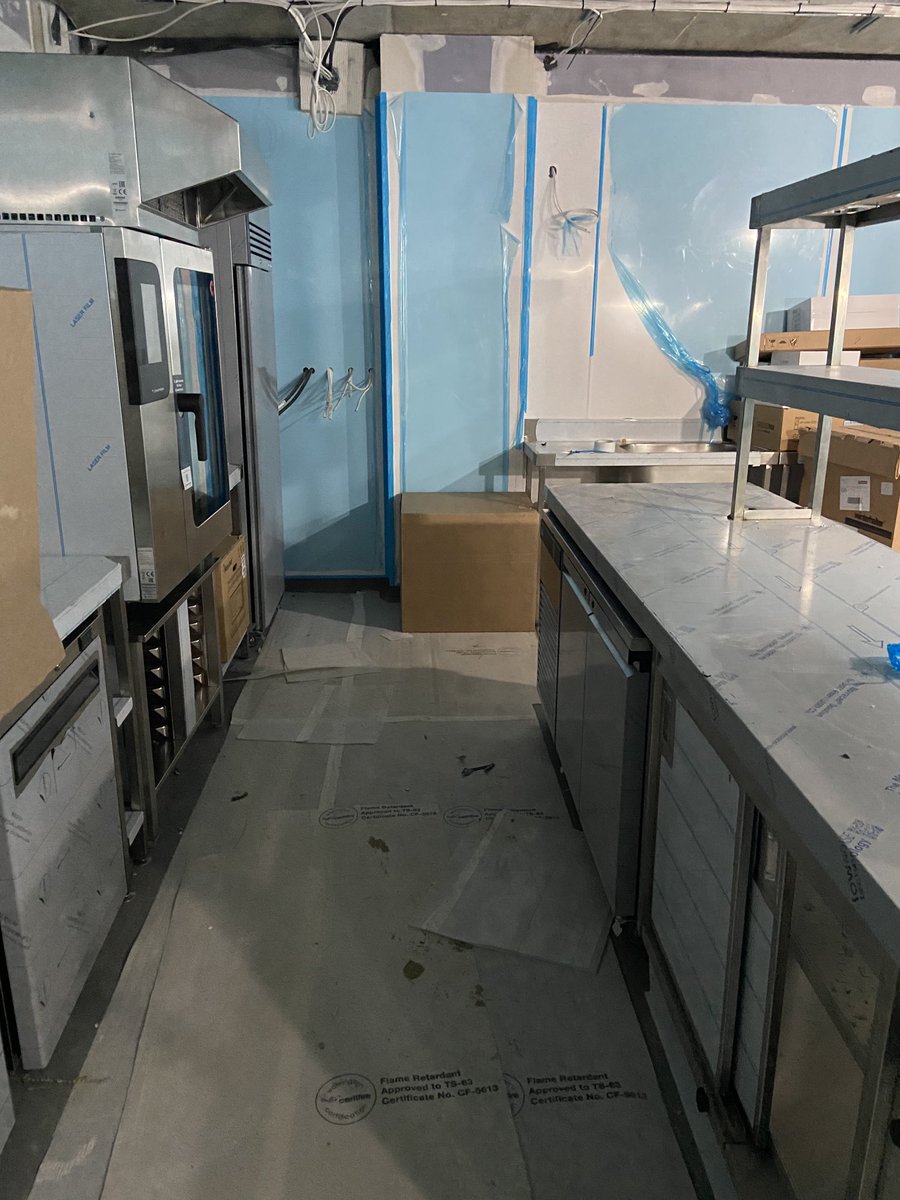 slatters_dev's tweet image. Great to see the #hotel #kitchen being installed.