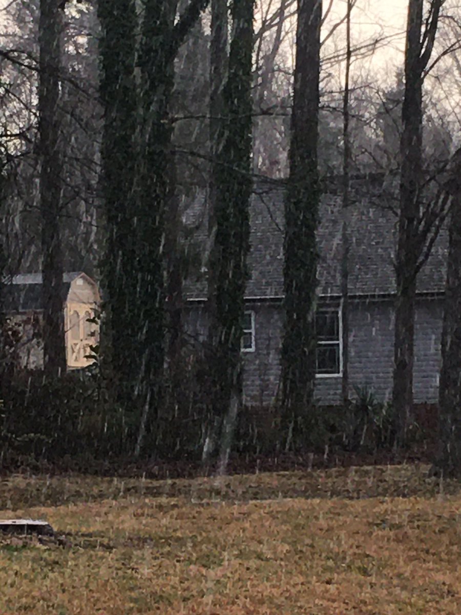 LisaHensarling's tweet photo. Snowing in Kannapolis! @wxbrad https://t.co/Ywg0sBnD30