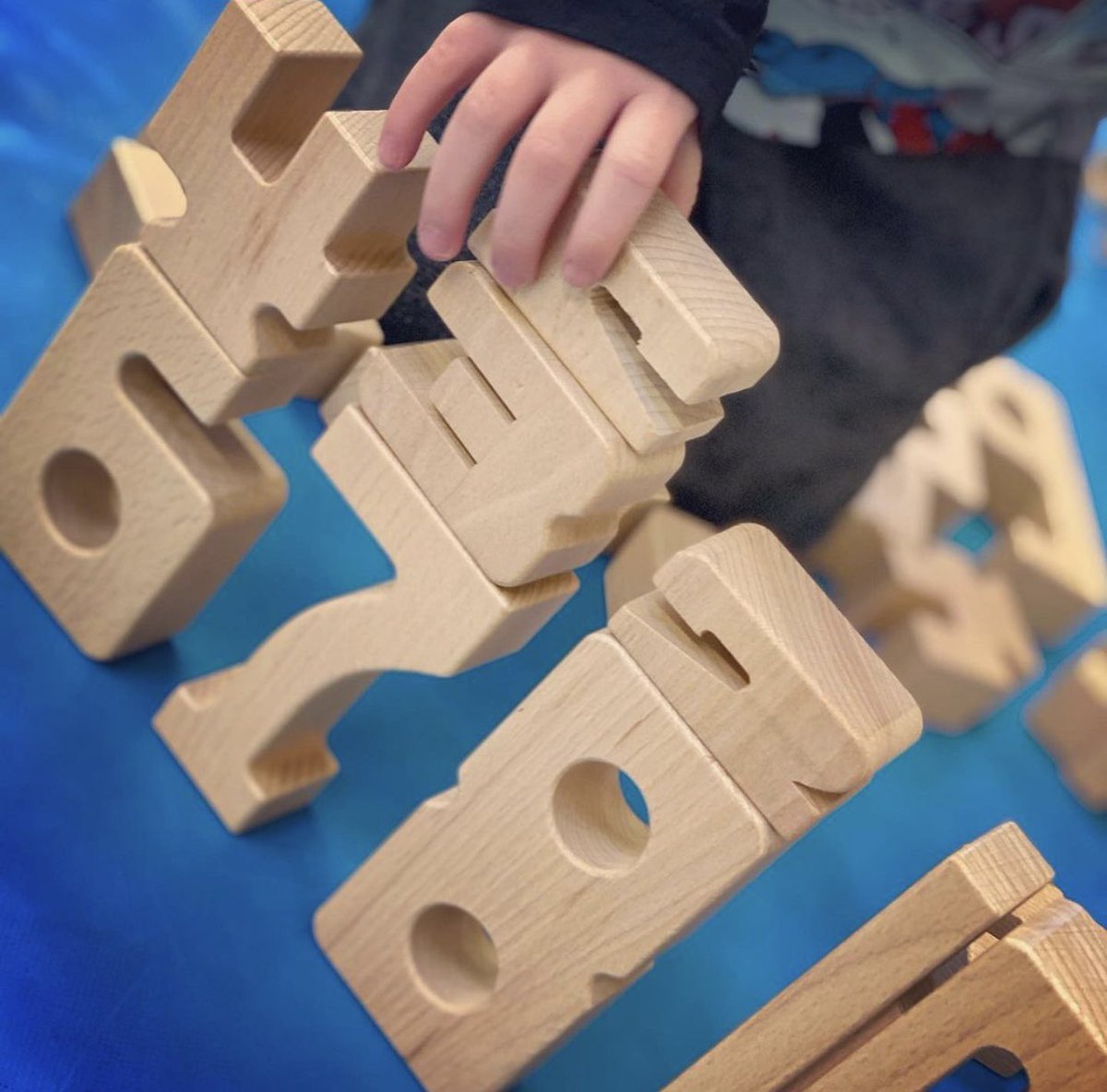 bookgiftblogger's tweet photo. These solid hardwood beech blocks are super tactile and perfect for #mathematicalactivities @SumBlox have created a set of unique #mathblocks which can be used for a range of ages for activities such as number recognition to solving more complex maths problems https://t.co/31OHRB2Vf1