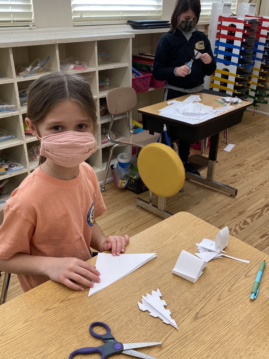 courtneyspecial's tweet photo. Our Text Talk vocabulary lesson on the book, Snowflake Bentley led to an impromptu lesson on making paper snowflakes. We had a vocabulary snowstorm in our classroom yesterday! Fingers crossed for more real snow this season! #specialeclass #texttalk ⁦@EESPrincipal⁩ https://t.co/U8sJVrDXvC