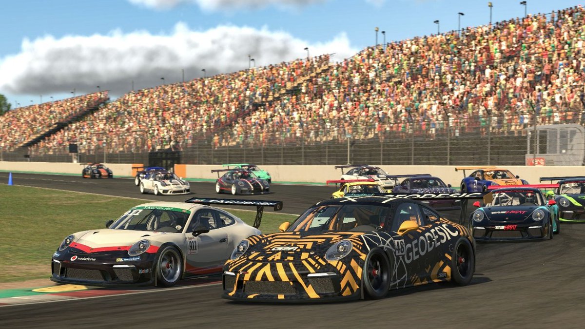 PorscheRaces's tweet image. #PESC - This was thrilling @iRacing action: Porsche works driver @mattcampbell22_ wins the All-Star sprint race of the #Porsche @TAGHeuer #Esports #Supercup @Circuitcat_eng with the #911GT3Cup. P2 and P3 for @DanSuzukiTV and @emree_ree. Next up main race⬇️
youtu.be/vKaY4lf0kfM