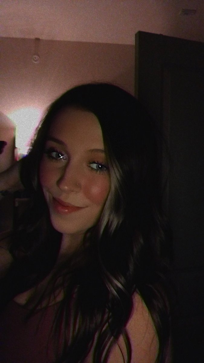 tristannking's tweet photo. Anyways soooo...I’m a brunette now🤪 https://t.co/4wf9WYaLne