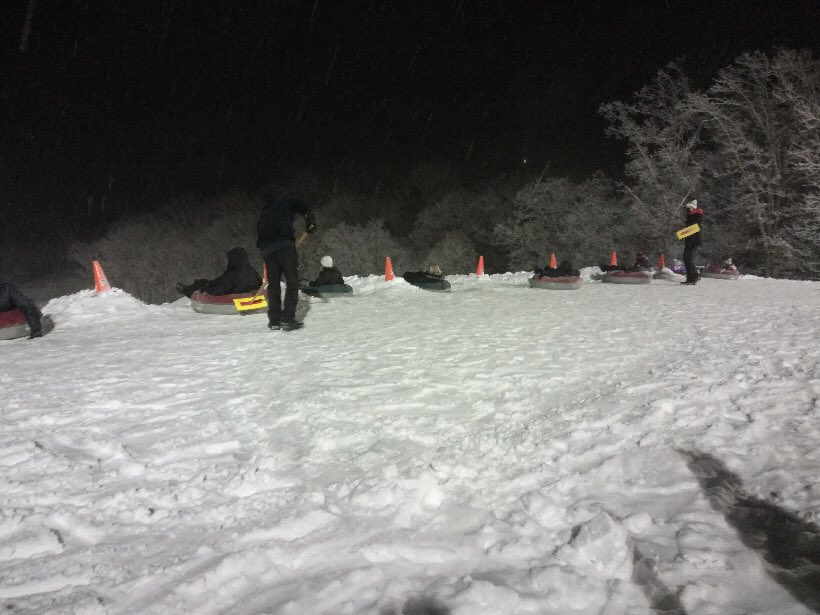 Lancers_French's tweet photo. When you work together you tube together! #friendsoutsideofwork #tubing #hiddenvalley #slidingonwheels #connectedlancer https://t.co/R7aQZN9xVN
