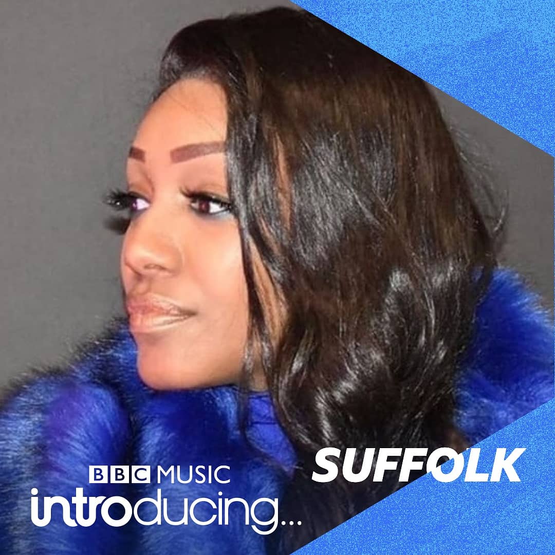 BBCIntroSfk's tweet photo. ✨ Another packed one tonight at 8pm!
@ByLawMark is in the mix and we catch up with @_chantzmarie about her new single 🌴 Island
Also new music from the uploader on @BBCSuffolk https://t.co/PD7Mgk9v89