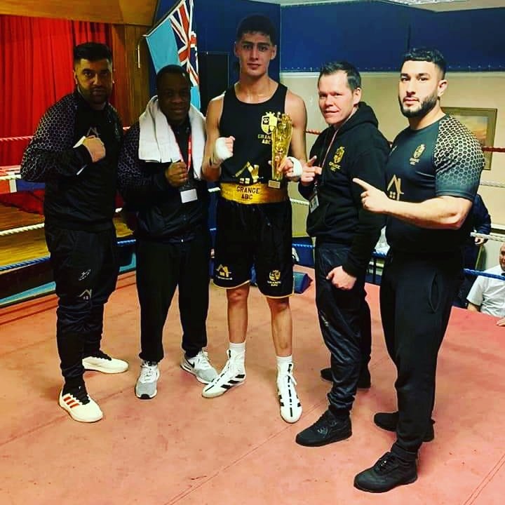 davidboxer1975's tweet photo. Cant wait for nights like this #boxinglife 🥊🥊🥊🥊🥊 https://t.co/TnE3RL8lm2
